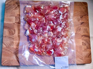 Шашлычок из кальмара х/к: Щечки судака вяленые (500 гр)