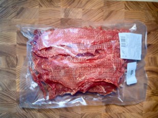 Японские снеки и крекеры: Мясо Чипсы свиные СУХИЕ 