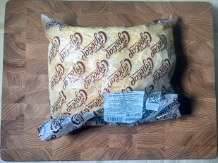 Кета стейк: Сыр 1 кг ГОРНЫЙ СЫРОВАР (Паутинка со вкусом красной икры)